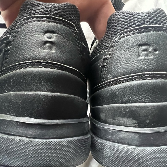 On THE ROGER Advantage Sneakers women’s size 10.5 - Picture 6 of 10